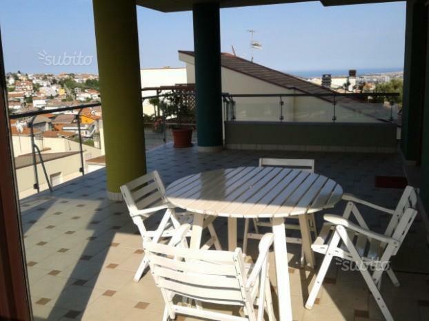 Bellavista - Pescara Colli Apartman Kültér fotó